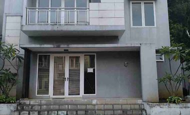 Ruko semi furnished di Cigadung