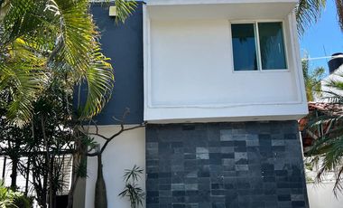 Casa con 254 m² de Terreno y 4 Recámaras en Venta, Banus