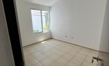 Casa con 254 m² de Terreno y 4 Recámaras en Venta, Banus