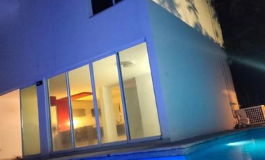 Casa con 254 m² de Terreno y 4 Recámaras en Venta, Banus