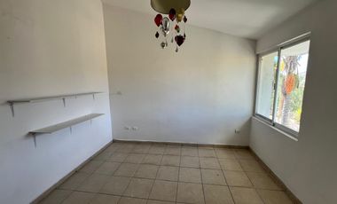 Casa con 254 m² de Terreno y 4 Recámaras en Venta, Banus