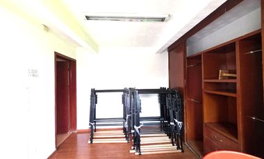 Casa en Venta en Satélite con Preciosos Jardines