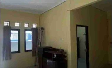 Disewa rumah Dekat Stasiun  Perumas Klender Jakarta timur