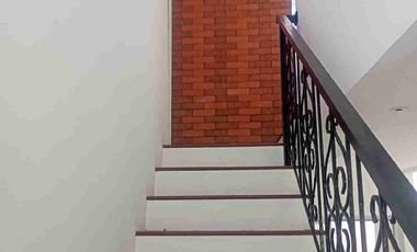 DIJUAL CIKUTRA TOWN HOUSE RUMAH BARU