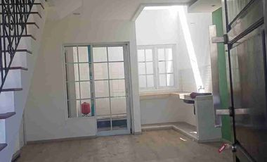 DIJUAL CIKUTRA TOWN HOUSE RUMAH BARU