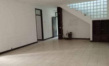 Dijual Cepat Harga NJOP Rumah Nyaman Siap Huni Cocok Untuk Kost2an Lokasi di Cibogo Sayap Surya sumantri Bandung