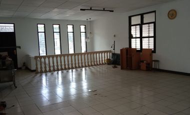 Dijual Cepat Harga NJOP Rumah Nyaman Siap Huni Cocok Untuk Kost2an Lokasi di Cibogo Sayap Surya sumantri Bandung