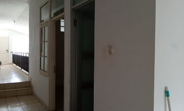 Dijual Cepat Harga NJOP Rumah Nyaman Siap Huni Cocok Untuk Kost2an Lokasi di Cibogo Sayap Surya sumantri Bandung