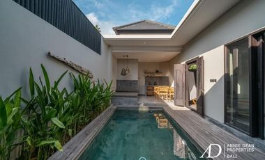 LEASEHOLD SINGLE LEVEL 2-BEDROOM VILLA IN UMALAS