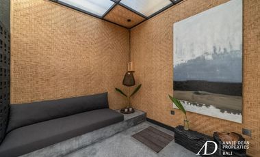 LEASEHOLD SINGLE LEVEL 2-BEDROOM VILLA IN UMALAS