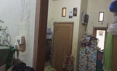 Dijual Rumah  Perum Medayu ,Rungkut One Gate System  Dekat Kampus UPN  Dekat Pasar  Dekat fasilitas  kuliner  Dekat SPBU