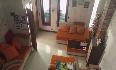 Dijual Rumah  Perum Medayu ,Rungkut One Gate System  Dekat Kampus UPN  Dekat Pasar  Dekat fasilitas  kuliner  Dekat SPBU