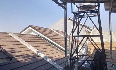 Dijual Rumah  Perum Medayu ,Rungkut One Gate System  Dekat Kampus UPN  Dekat Pasar  Dekat fasilitas  kuliner  Dekat SPBU