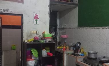 Dijual Rumah  Perum Medayu ,Rungkut One Gate System  Dekat Kampus UPN  Dekat Pasar  Dekat fasilitas  kuliner  Dekat SPBU