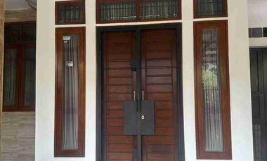 DISEWAKAN RUMAH KOMPLEK TURANGGA LENGKONG LODAYA BANDUNG