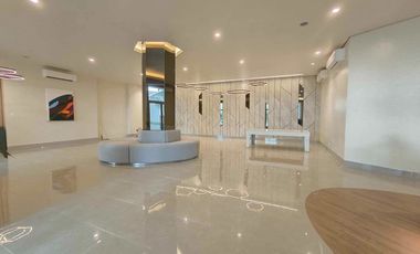 For sale condo In taft pasay makati manila roxas airport manila bay libertad moa