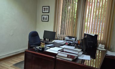 Venta: Excelente  casa apta para Oficina, María Luisa Santander Providencia