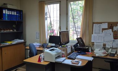 Venta: Excelente  casa apta para Oficina, María Luisa Santander Providencia