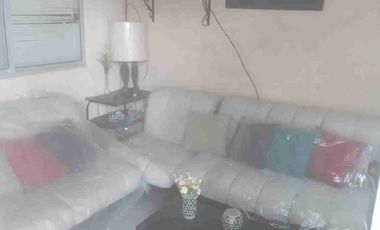 Casa de una planta en Urbanización Puerta del Mar – Santa Elena
Ideal para alquiler temporal (feriados o fines de semana) o anual.