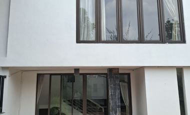 For Sale 4,3M Cibubur House Strategic Furnished, With Gym and BBQ Area