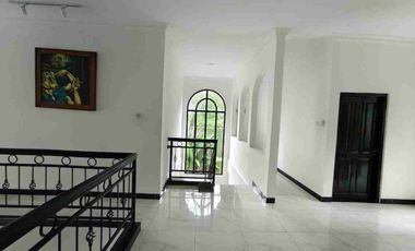 hotel aktif full Furnish klasik prambanan
