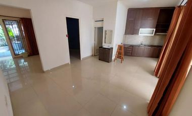 Turun Harga ! Rumah Minimalis di Dalam Komplek Perumahan Cigadung Siap Huni !