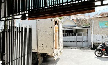 DIJUAL RUMAH MAINROAD STRATEGIS COCOK UNTUK TEMPAT USAHA DI CIBEUNYING KALER KOTA BANDUNG