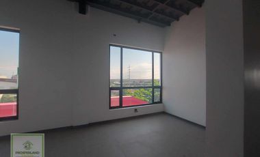 🏠 FOR RENT – Spacious 3-Storey House in, Silang Bayan, Cavite