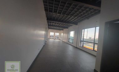 🏠 FOR RENT – Spacious 3-Storey House in, Silang Bayan, Cavite