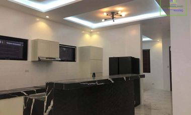 🏠 FOR RENT – Spacious 3-Storey House in, Silang Bayan, Cavite