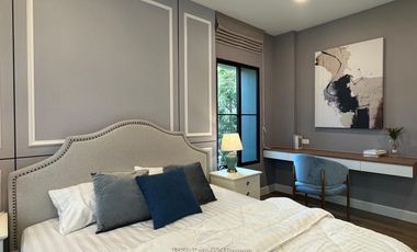 Luxury House for Rent with a swimming pool at Nantawan Rama 9 New Krungthepkreetha 250,000 baht/month (Fully furnished)