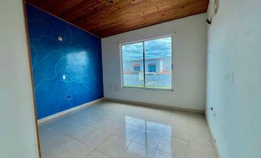 CASA EN VENTA SECTOR CONDOMINIO ALTAGRACIA FLANDES