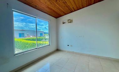 CASA EN VENTA SECTOR CONDOMINIO ALTAGRACIA FLANDES
