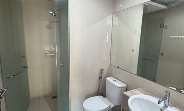 DISEWAKAN APARTEMEN PRIVATE LIFT DE RESIDENCE PAKUWON INDAH