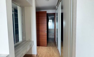 DISEWAKAN APARTEMEN PRIVATE LIFT DE RESIDENCE PAKUWON INDAH