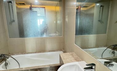 DISEWAKAN APARTEMEN PRIVATE LIFT DE RESIDENCE PAKUWON INDAH