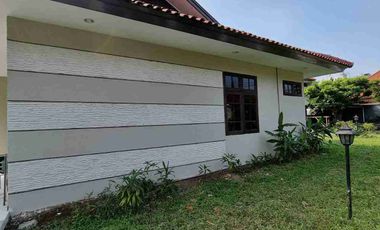 Disewakan Rumah Besar di Bogor Tengah Dekat Istana