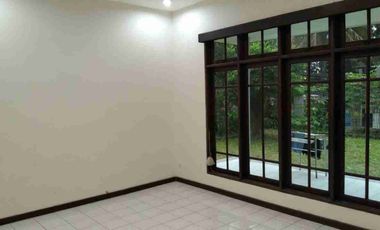 Disewakan Rumah Besar di Bogor Tengah Dekat Istana