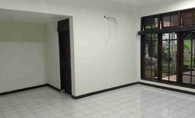 Disewakan Rumah Besar di Bogor Tengah Dekat Istana