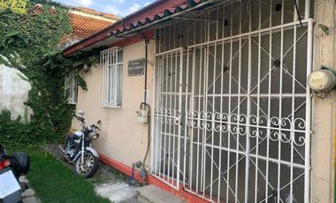 SE VENDE CASA EN VIVEROS DE LA LOMA