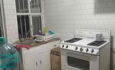 SE VENDE CASA EN VIVEROS DE LA LOMA