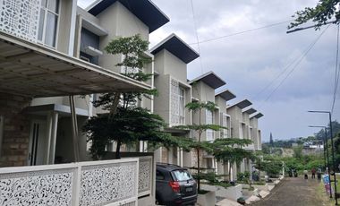 Garansi Pendapatan Pasti One Gate System Villa Batu