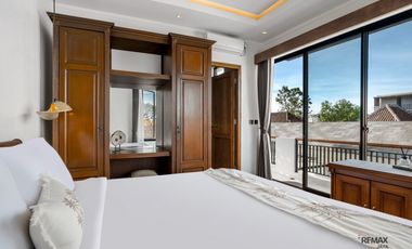 Villa Baru dan Cantik Full Furnished Dijual, di Kerobokan Area