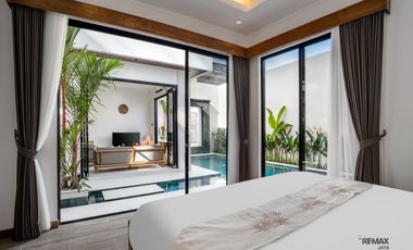 Villa Baru dan Cantik Full Furnished Dijual, di Kerobokan Area