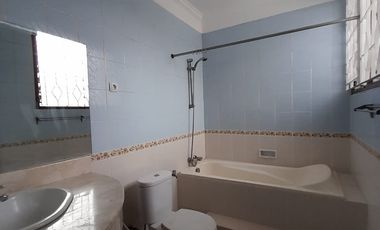 Rumah Bagus & Strategis, Executive Paradise, Antasari Area