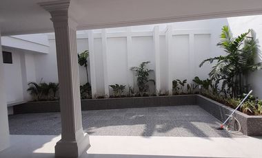 Rumah Bagus & Strategis, Executive Paradise, Antasari Area