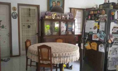 rumah Belanda di jl Riau bandung