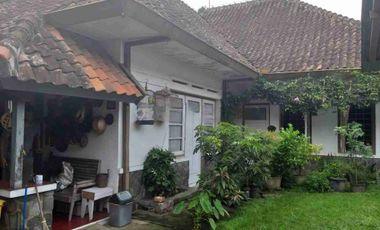 rumah Belanda di jl Riau bandung