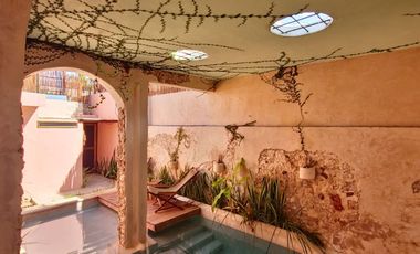 CASA AMUEBLADA EN VENTA EN VALLADOLID YUCATAN, ZONA SISAL, MUY CERCA DE CALZADA LOS FRAILES, DE 5 CALLES, CONVENTO SAN BERNARDINO, ATN INVERSIONISTAS