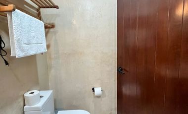 CASA AMUEBLADA EN VENTA EN VALLADOLID YUCATAN, ZONA SISAL, MUY CERCA DE CALZADA LOS FRAILES, DE 5 CALLES, CONVENTO SAN BERNARDINO, ATN INVERSIONISTAS